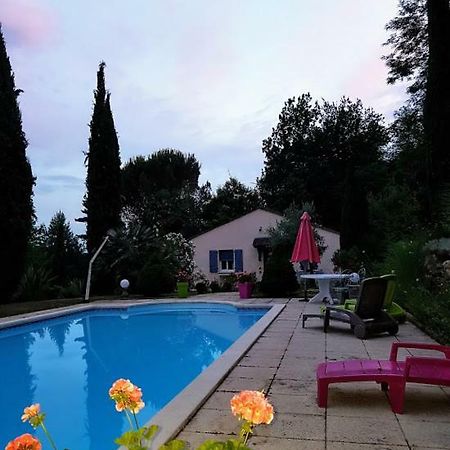 סרלט Chambre D'Hotes Domaine Des Oliviers מראה חיצוני תמונה